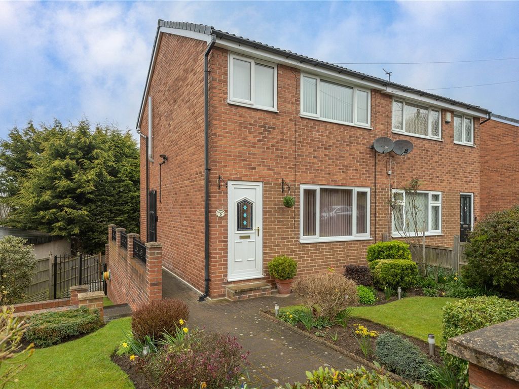 3 bed semidetached house for sale in Scarr End Lane, Dewsbury WF13, £