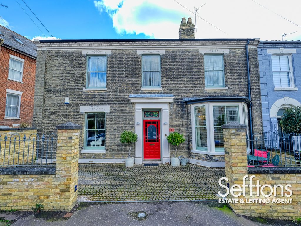 4 bed end terrace house for sale in Cedar Road, Norwich NR1, £500,000