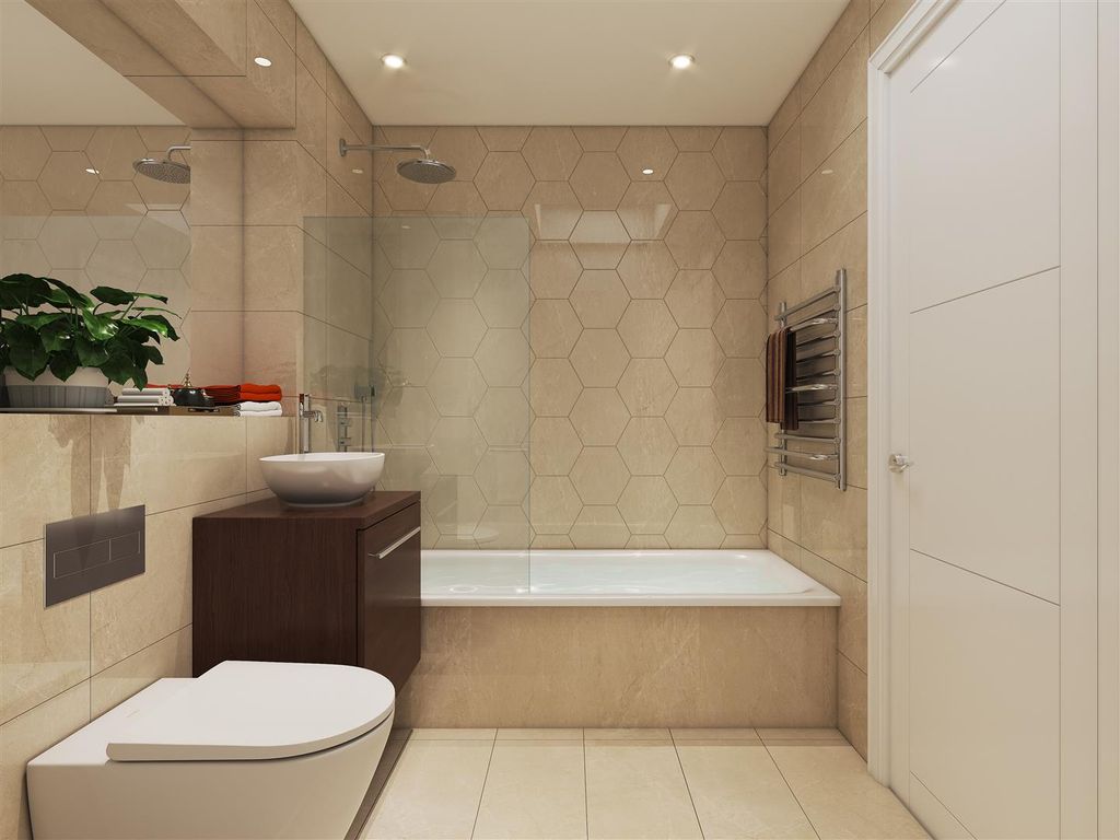 3 Wren House, Longley Road, London SW17  