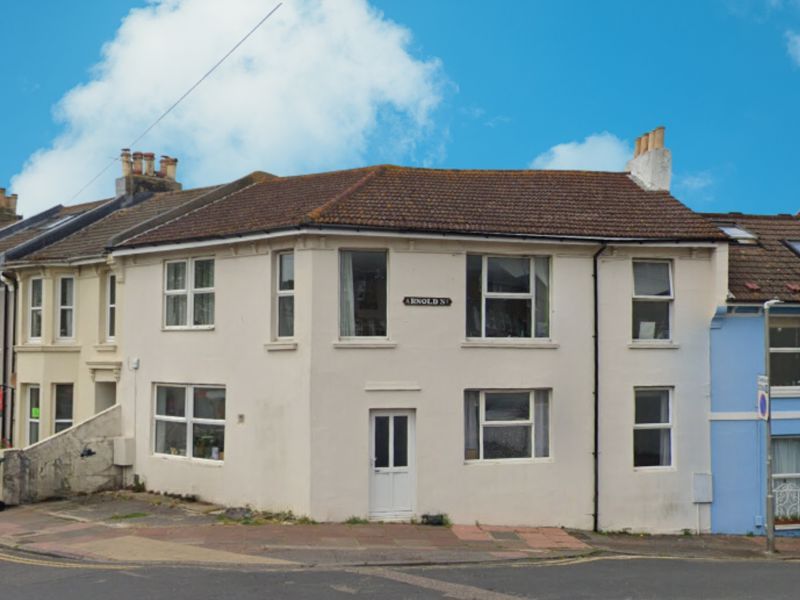 6 bed end terrace house for sale in Queens Park Road, Brighton BN2, £