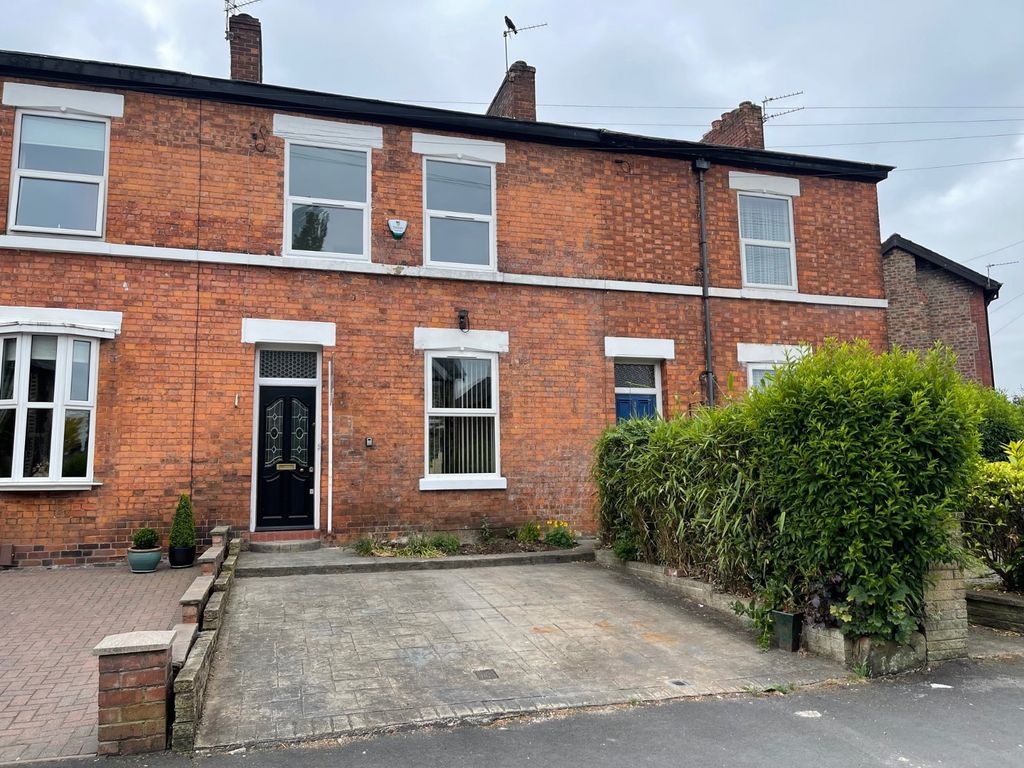 3 bed terraced house for sale in Barkers Lane, Sale M33 Zoopla