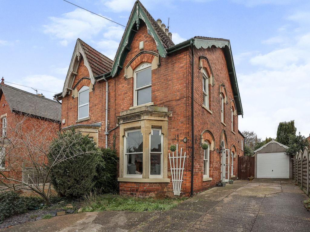 4 bed semidetached house for sale in Dudley Road, Grantham NG31 Zoopla