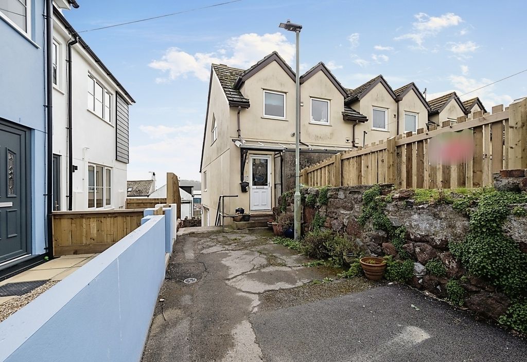 2 bed end terrace house for sale in Westcliff Heights, Parson Street