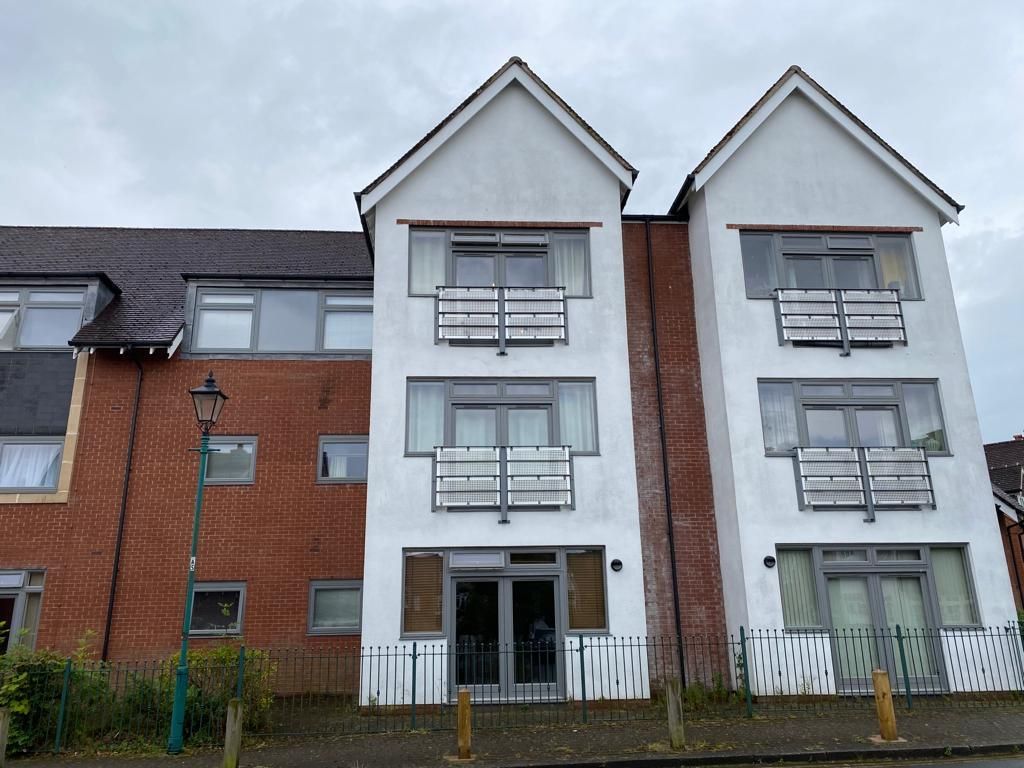 10 Middle Park Drive, Northfield, Birmingham B31  