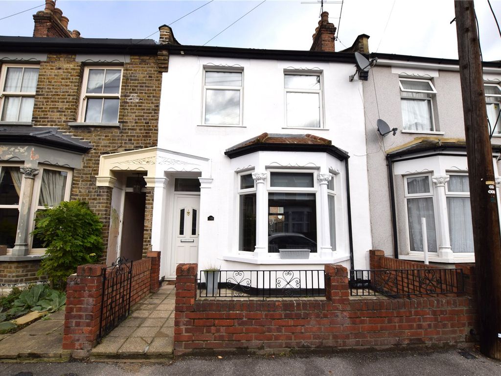 2 bed terraced house for sale in Road, Romford RM6, £375,000