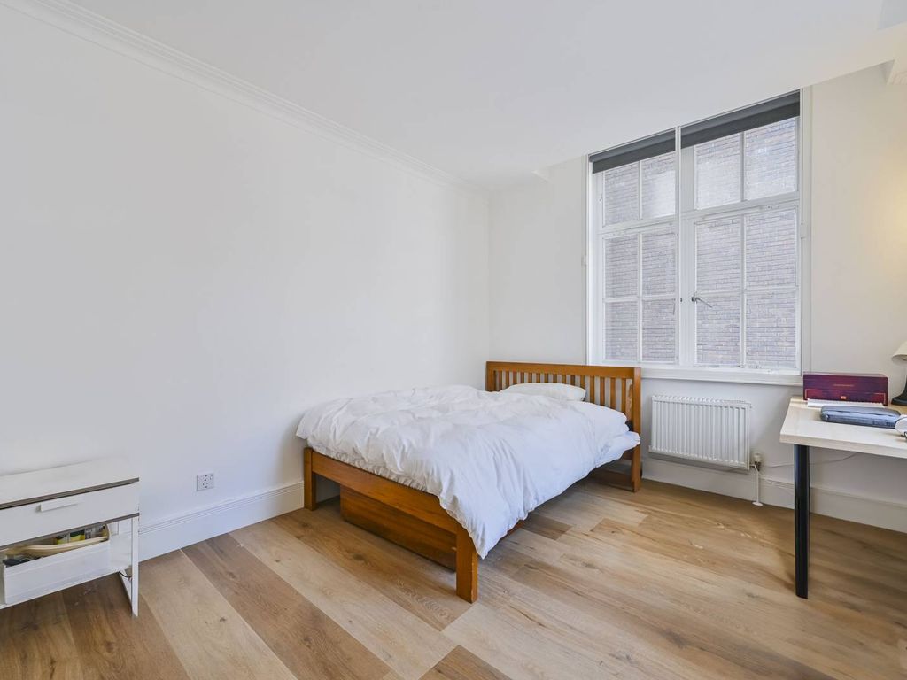 3 bed flat to rent in Russel Square, Bloomsbury, London WC1B, £7,800 pcm Zoopla