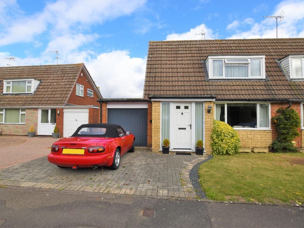 3 bed semidetached house for sale in Greatfield Lane, Up Hatherley