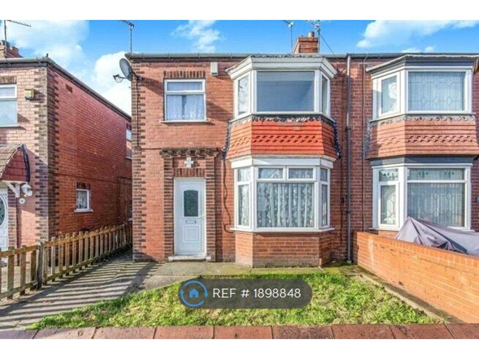 3 bed semidetached house to rent in Sheppard Road, Doncaster DN4, £850