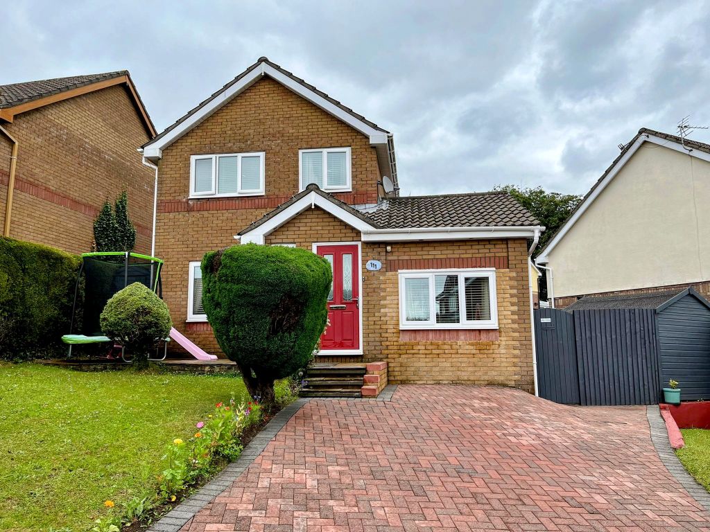 3 bed detached house for sale in Rowans Lane, Bryncethin, Bridgend CF32