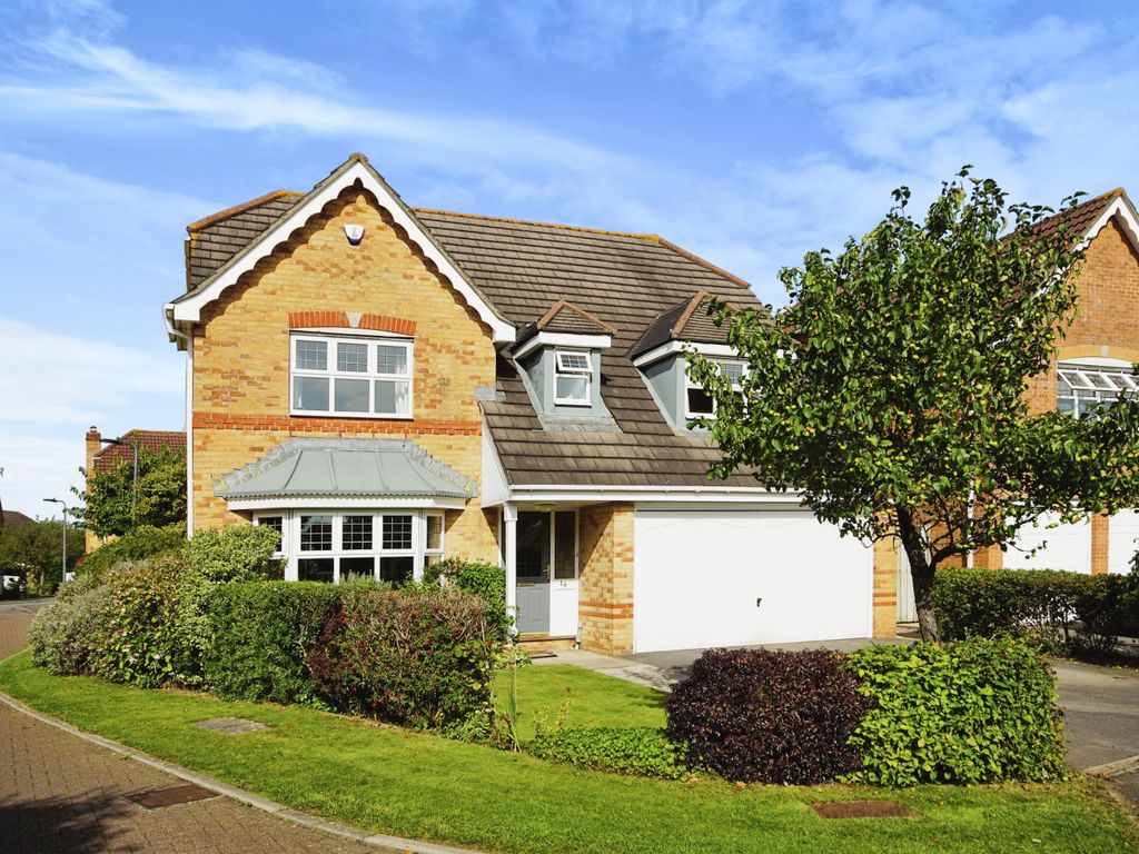 4 bed detached house for sale in Crofters Walk, Bradley Stoke, Bristol