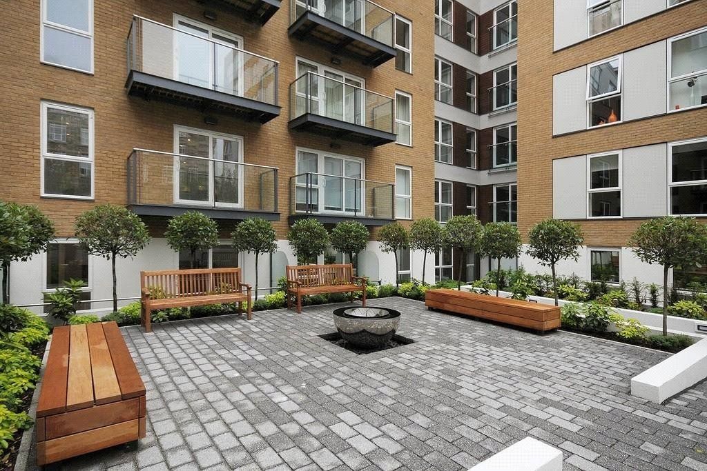1 bed flat for sale in Bromyard Avenue, London W3 Zoopla