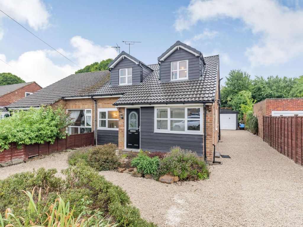 5 bed semidetached house for sale in Woodfield Road, Harrogate HG1