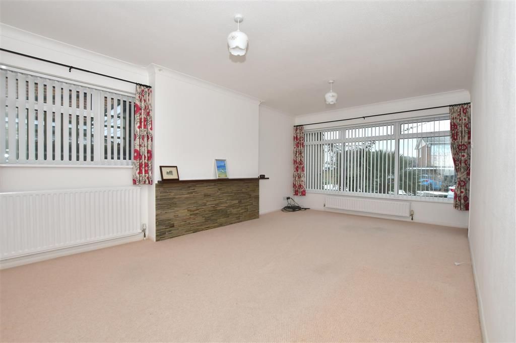 3 bed detached bungalow for sale in Laxton Way, Chestfield, Whitstable