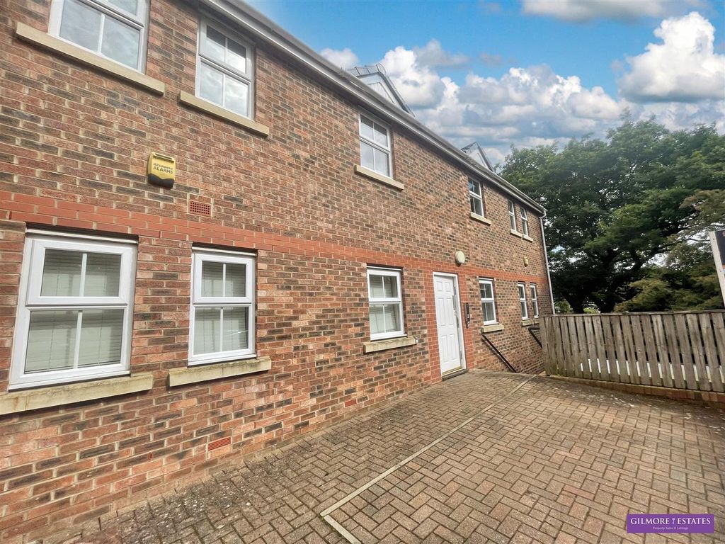 2 bed flat for sale in Old Eltringham Court, Prudhoe, Prudhoe, Northumberland NE42, £105,000