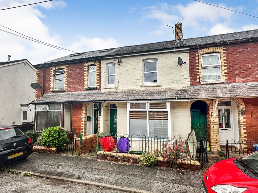 3 bed terraced house for sale in Clifton Road, Abergavenny NP7 Zoopla