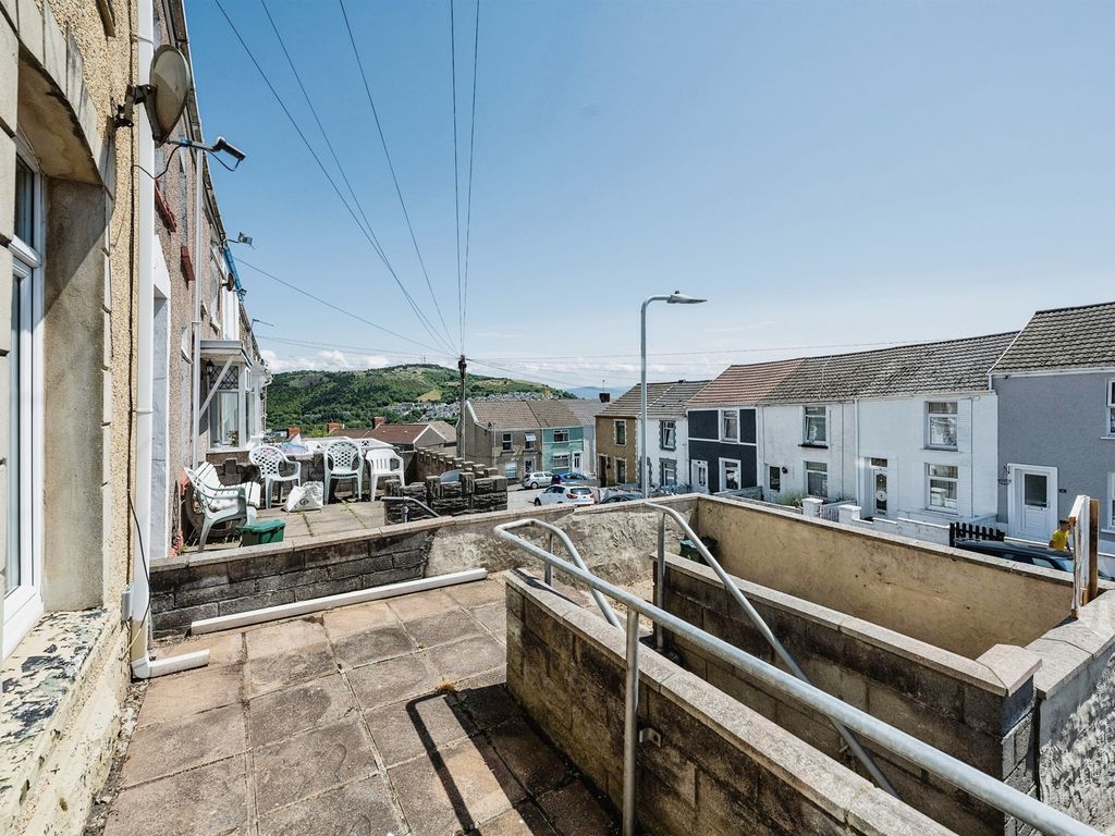 2 bed terraced house for sale in North Hill Road, Mount Pleasant, Swansea SA1 Zoopla