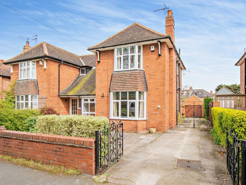 4 bed semidetached house for sale in Beech Grove, York YO26, £
