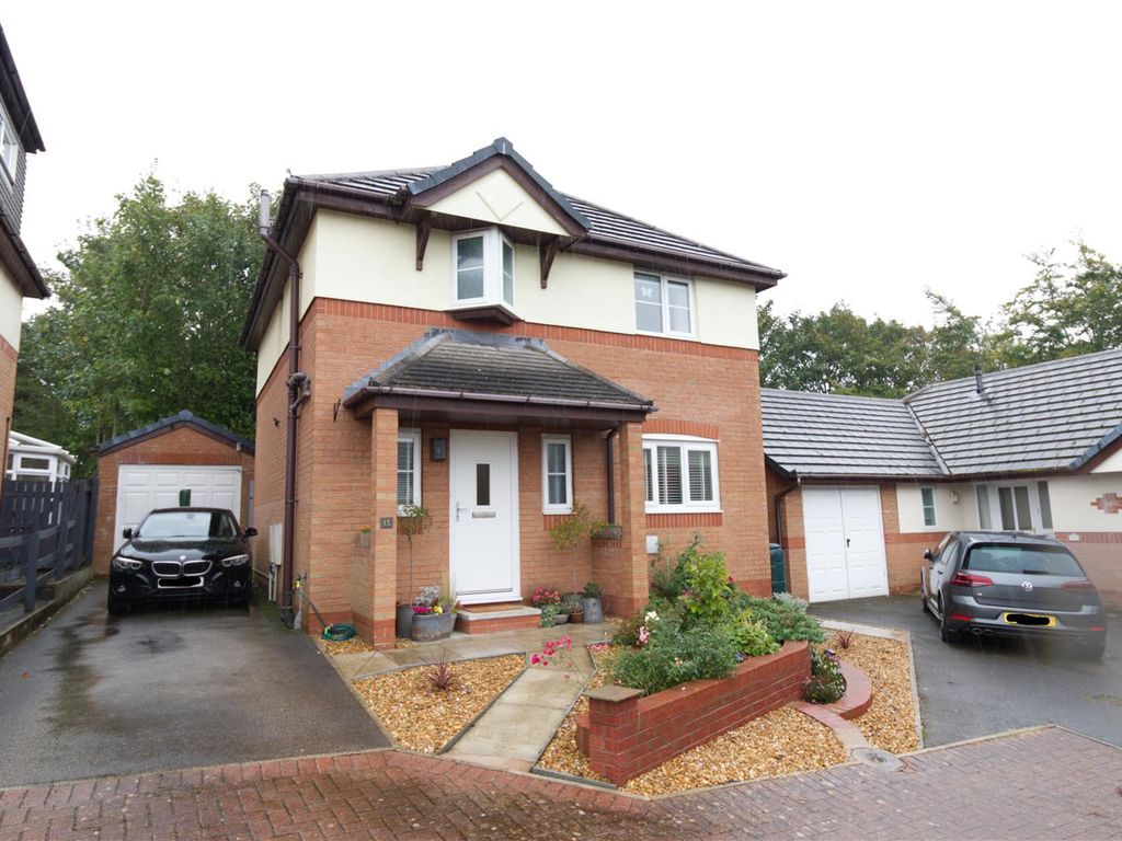 3 bed detached bungalow for sale in Pryors Walk, AskamInFurness LA16