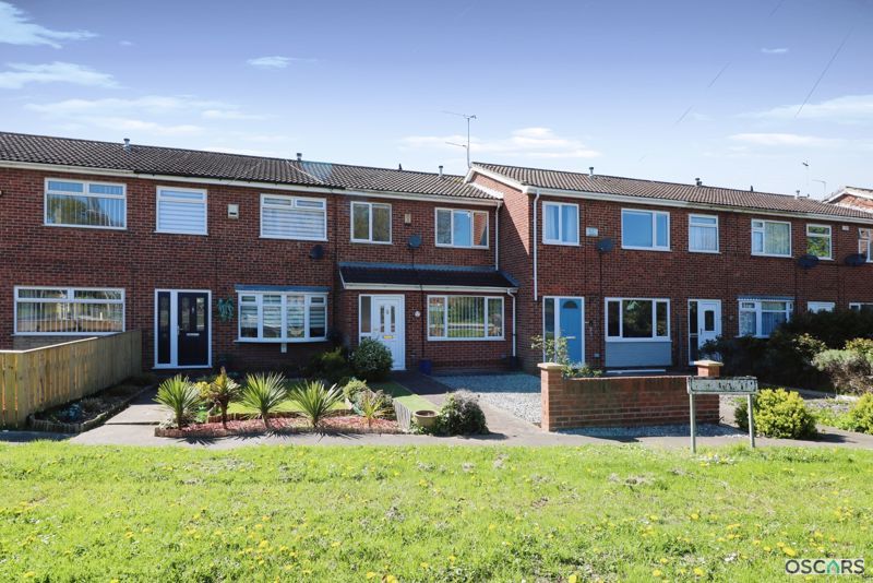 3 bed terraced house for sale in The Garth, Anlaby, Hull HU10 Zoopla