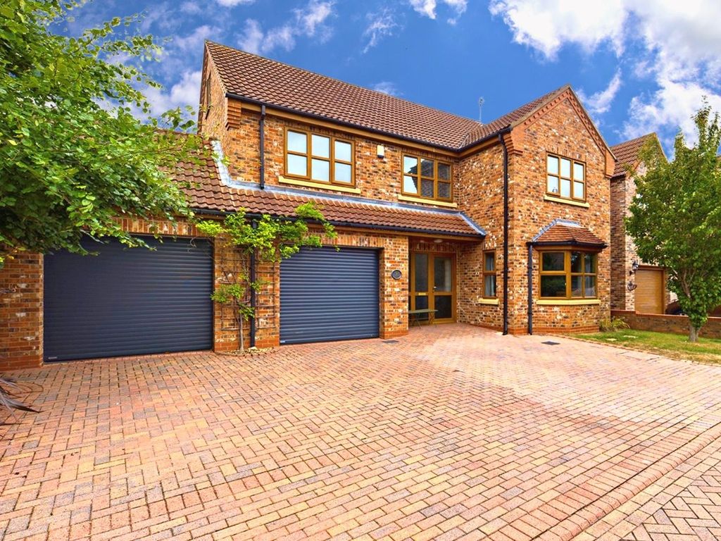 6 bed detached house for sale in Farrows Pond, Goxhill DN19 Zoopla