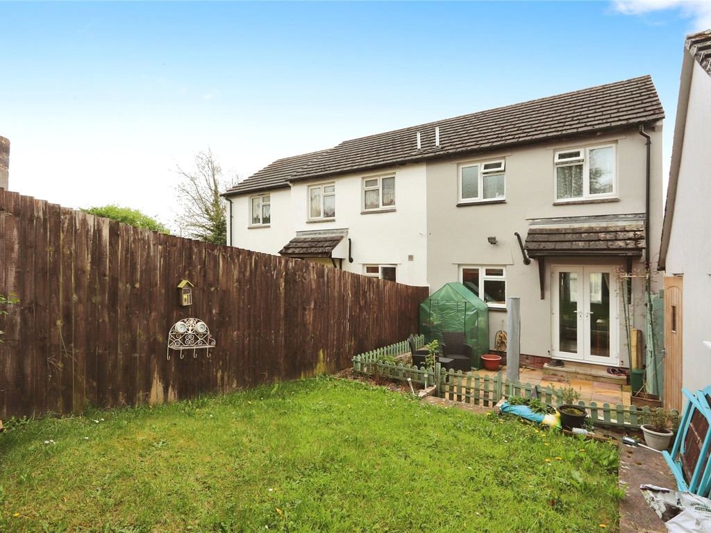2 bed semidetached house for sale in Appletree Close, Barnstaple EX32