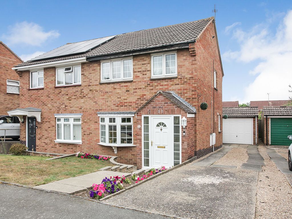 3 bed semidetached house for sale in Spinney Drive, Barlestone, Nuneaton, Leicestershire CV13