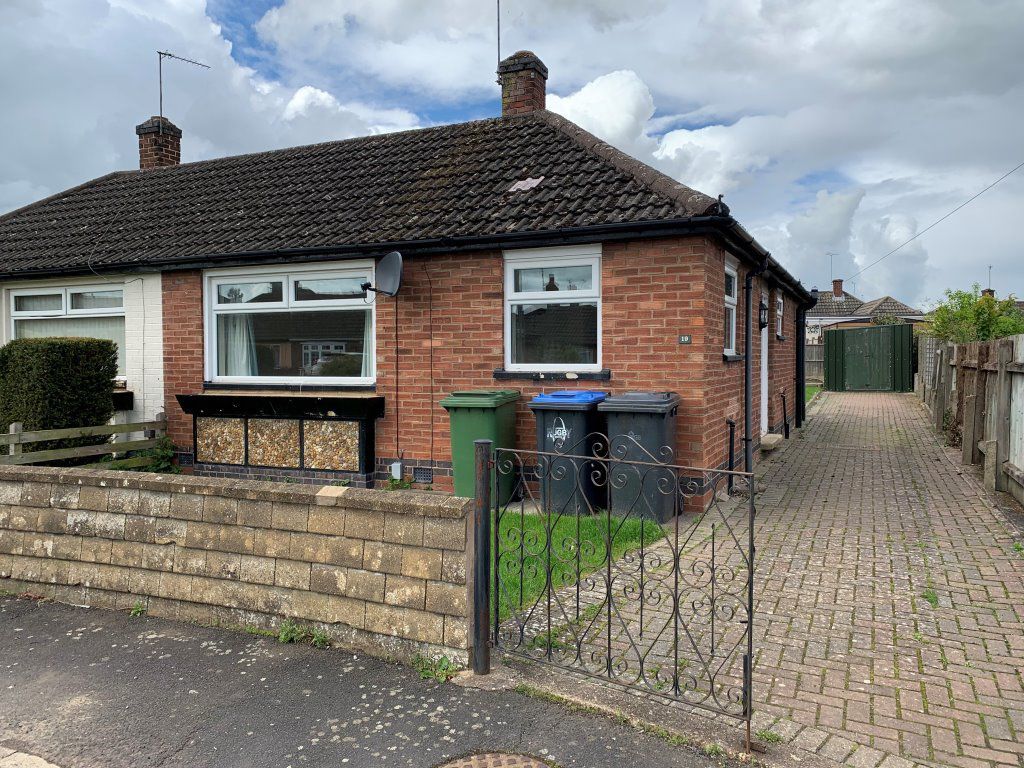 2 bed town house to rent in Beatty Drive, Rugby CV22 Zoopla