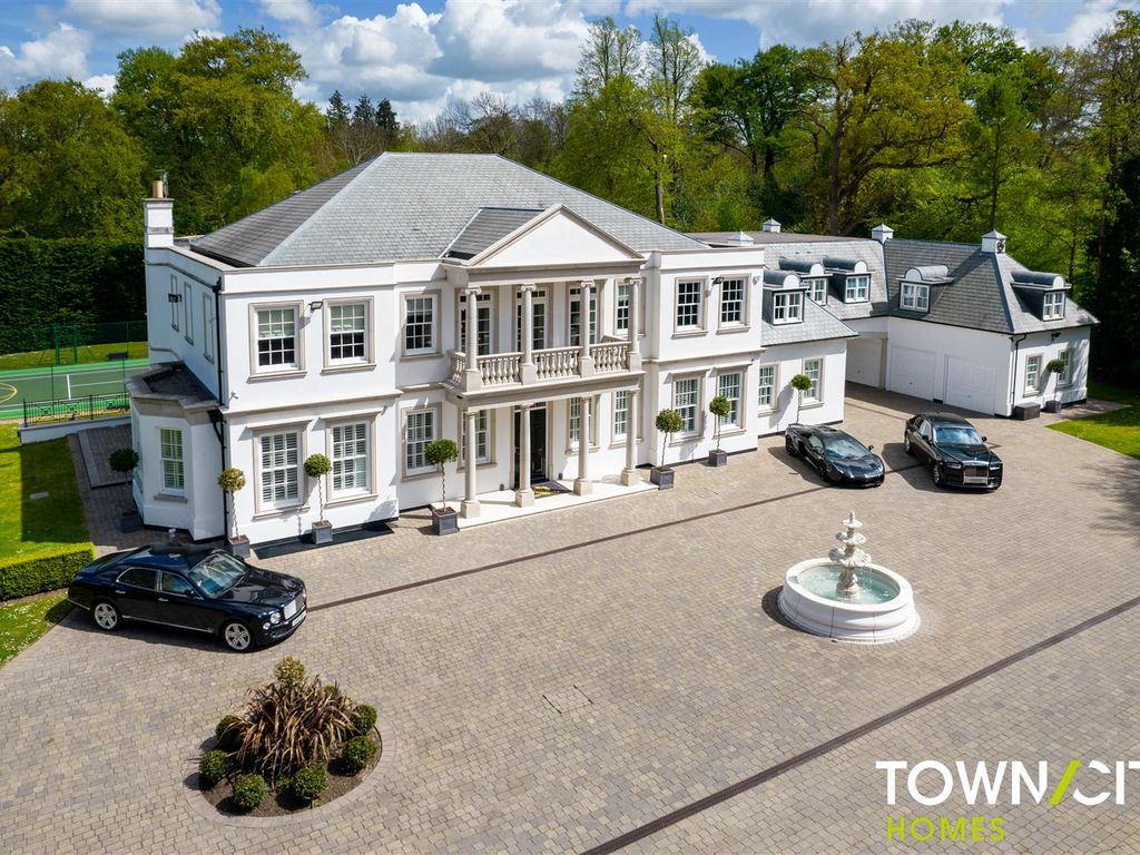 7 bed detached house for sale in Forest Ridge, Keston BR2 Zoopla