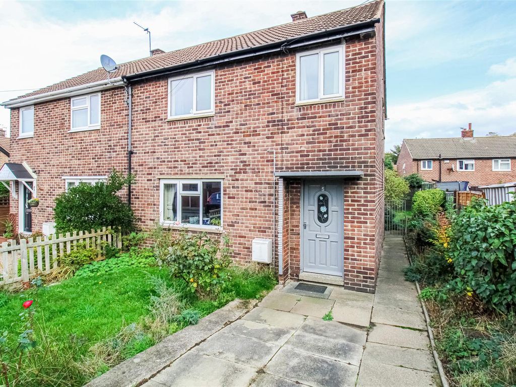 3 bed semidetached house for sale in Worrall Road, Wakefield WF2 Zoopla