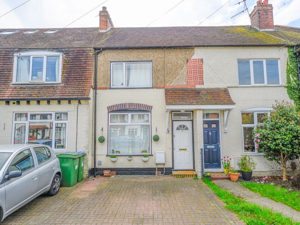 3 bed terraced house for sale in Carlton Road, WaltonOnThames KT12, £