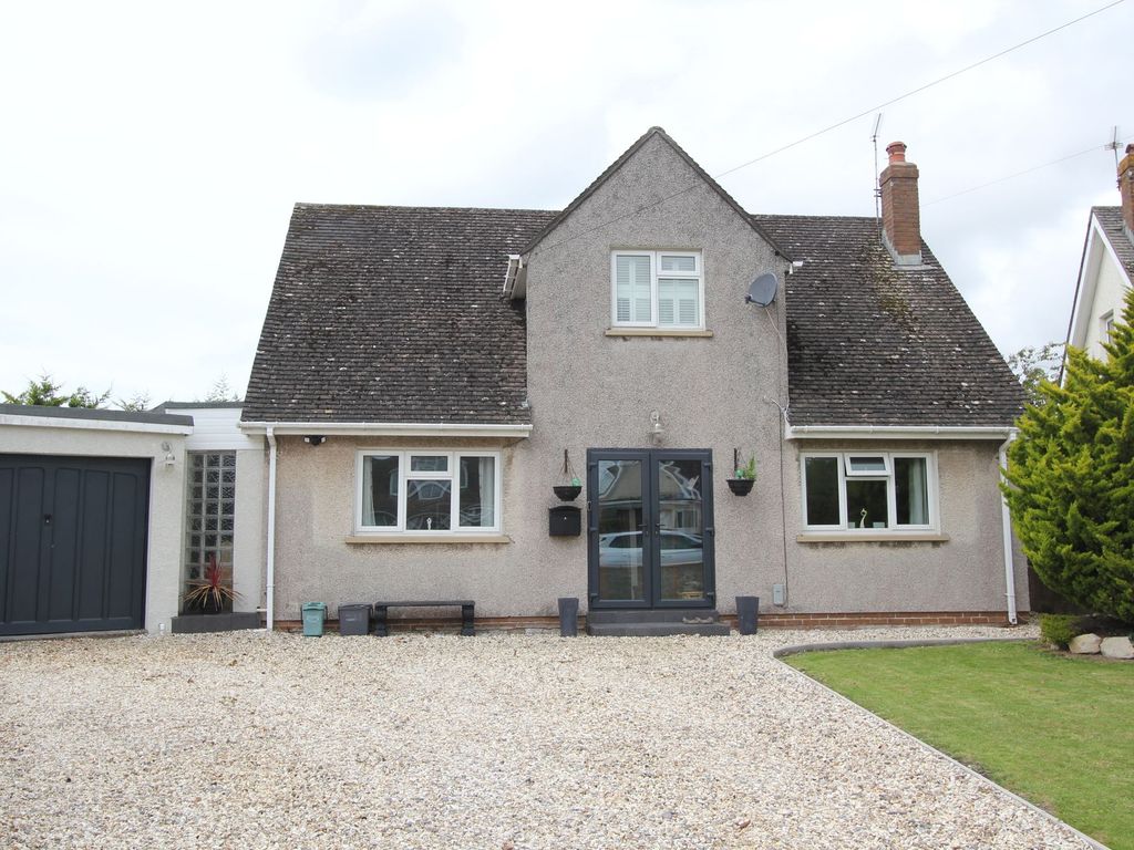 4 bed detached house for sale in Windmill Close, Llantwit Major CF61, £