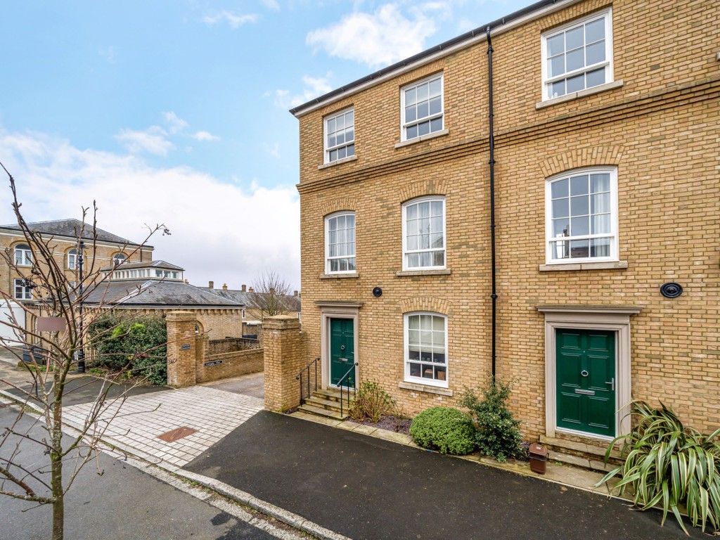 3 bed end terrace house for sale in Bridport Road, Poundbury
