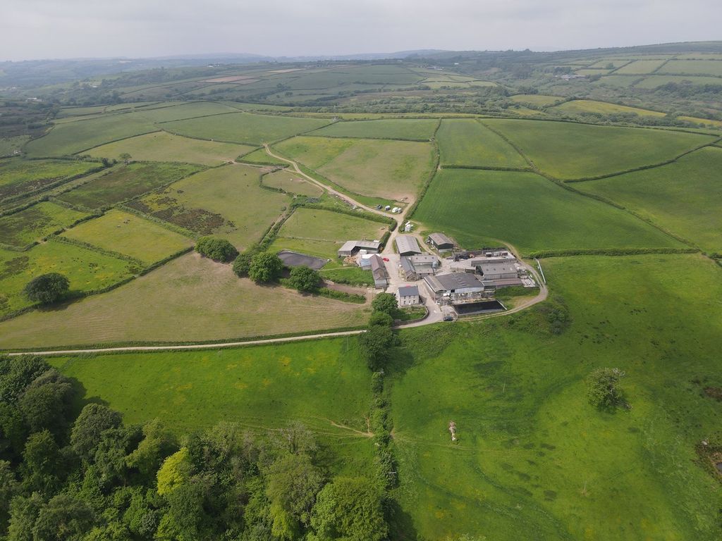 Land for sale in Llannon, Llanelli SA14, £1,200,000 Zoopla