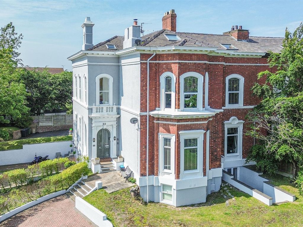 3 bed flat for sale in Westcliffe Road, Birkdale, Southport PR8, £