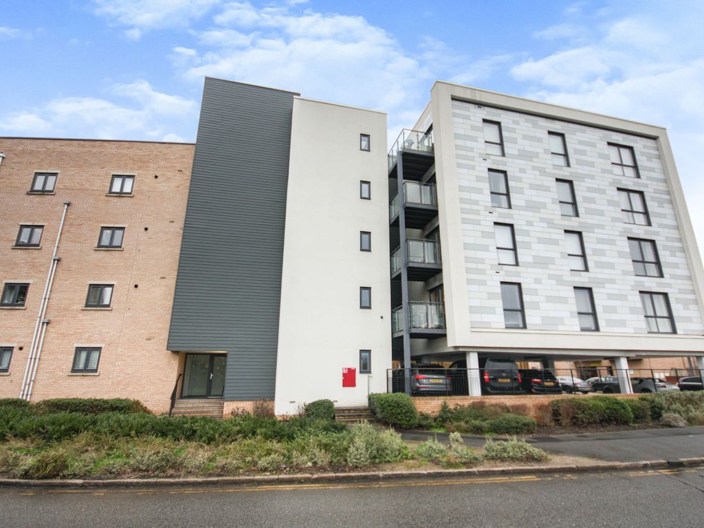 1 bed flat to rent in Springfield Basin, Wharf Road, Chelmsford CM2 Zoopla
