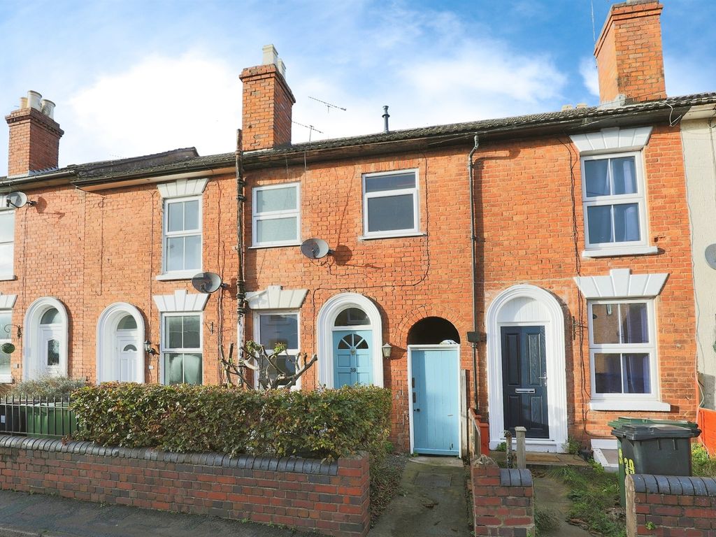 2 bed terraced house for sale in Chestnut Street, Worcester WR1, £