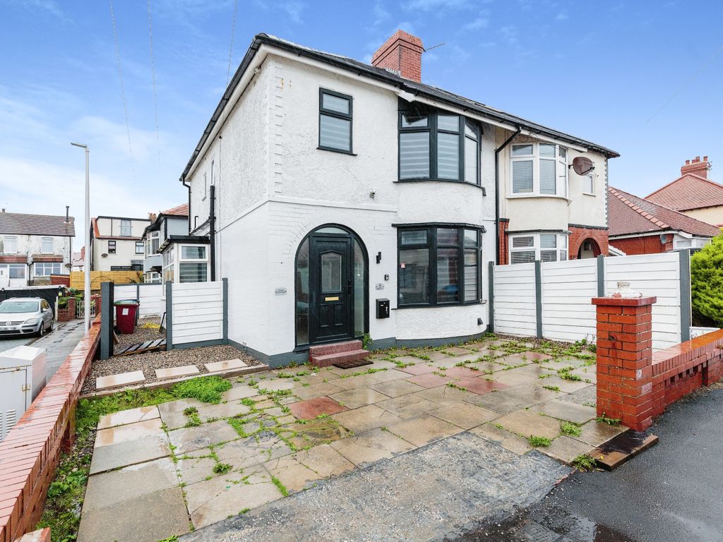 4 bed semidetached house for sale in England Avenue, Blackpool FY2, £