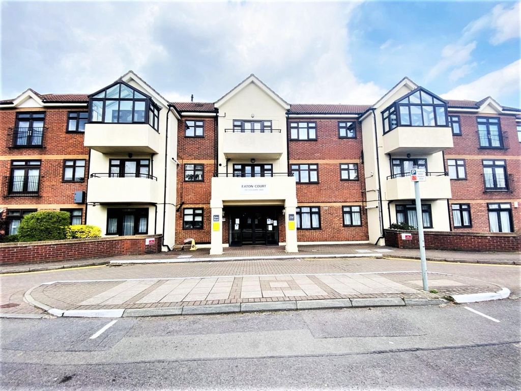 2 bed flat for sale in Flat 5, Eaton Court, 126 Edgware Way, Edgware