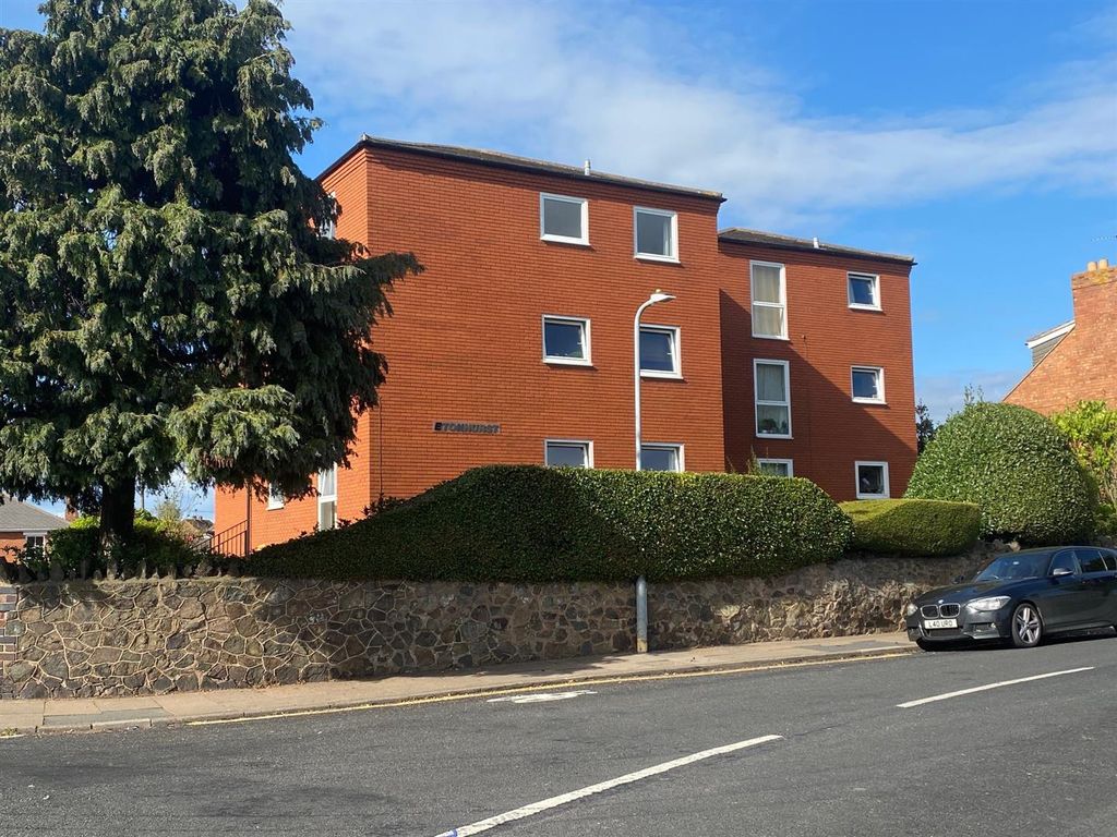 2 bed flat for sale in 5 Etonhurst, Upper Chase Road, Malvern
