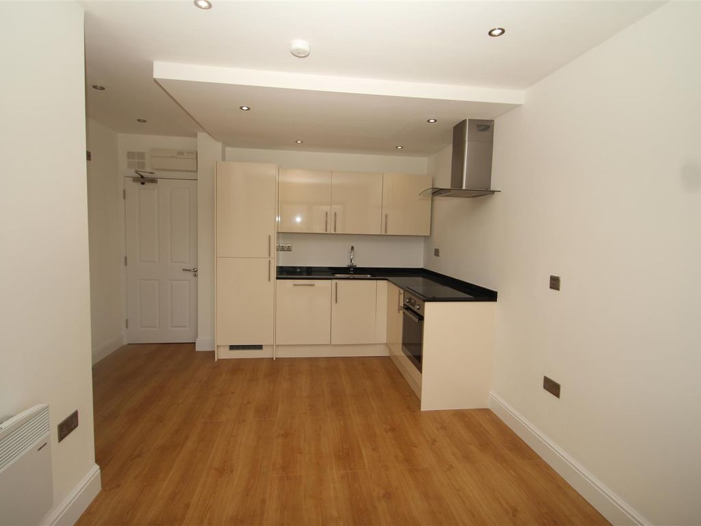 1 bed flat to rent in Waterhouse Street, Hemel Hempstead HP1 - Zoopla