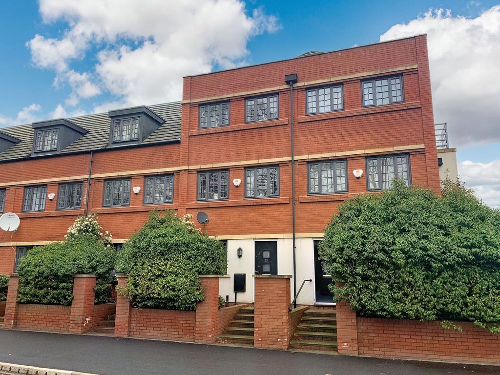 3 bed town house for sale in Abbey Park Road, Leicester LE4 Zoopla