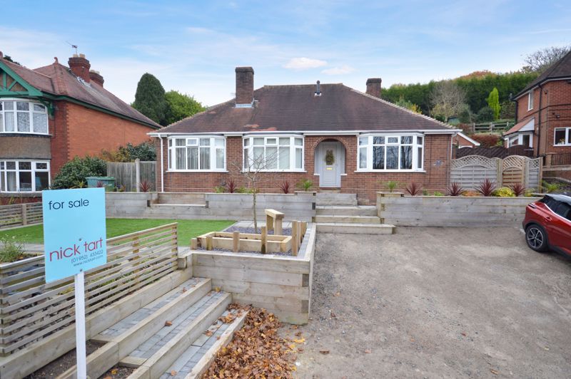 4 bed detached bungalow for sale in Stafford Road, Oakengates, Telford, Shropshire. TF2, £