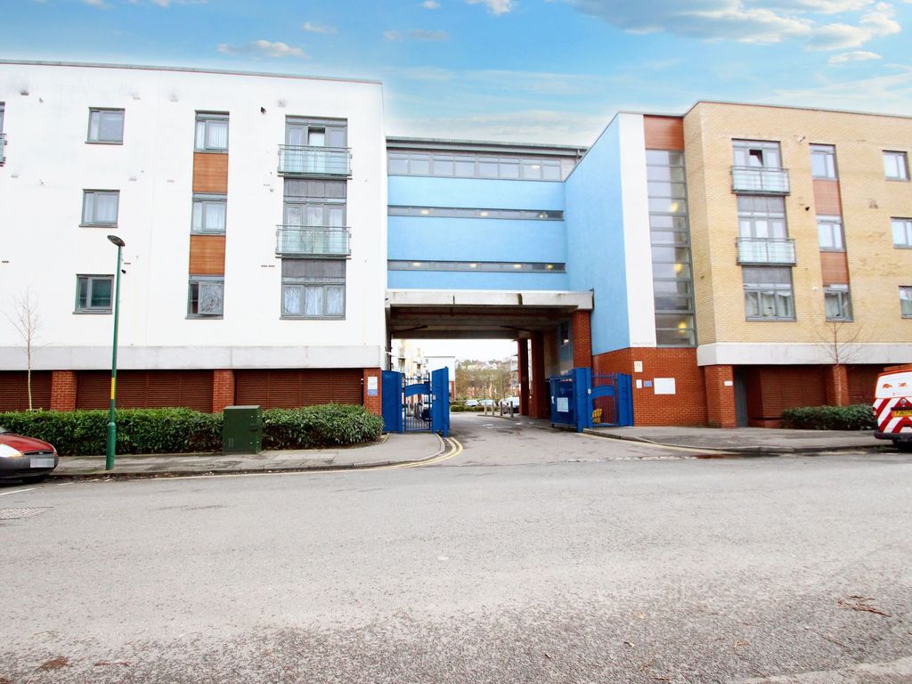 1 bed flat to rent in Hart Street, Maidstone ME16, £1,000 pcm Zoopla