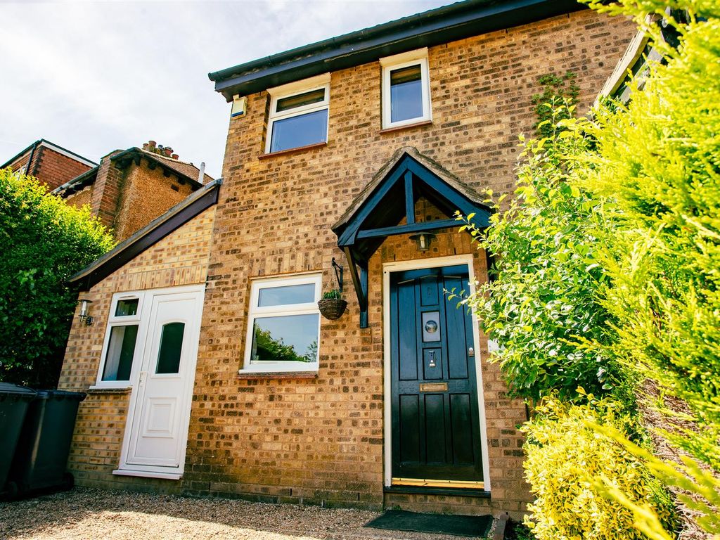 3 bed semidetached house for sale in Rockington Way, Crowborough TN6 Zoopla