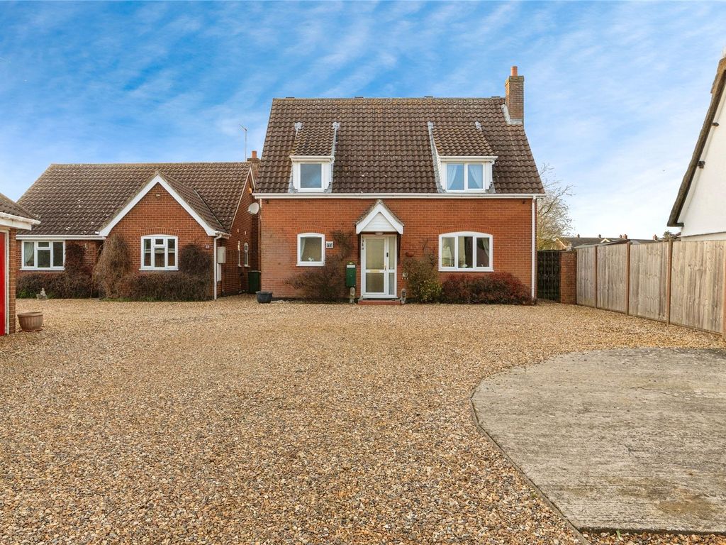3 bed detached house for sale in Church Street, Great Ellingham