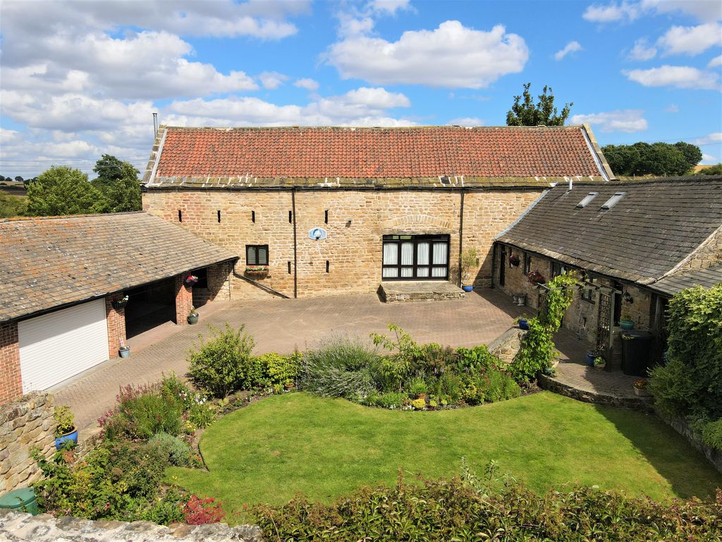 4 bed barn conversion for sale in Firsby Lane, Conisbrough, Doncaster