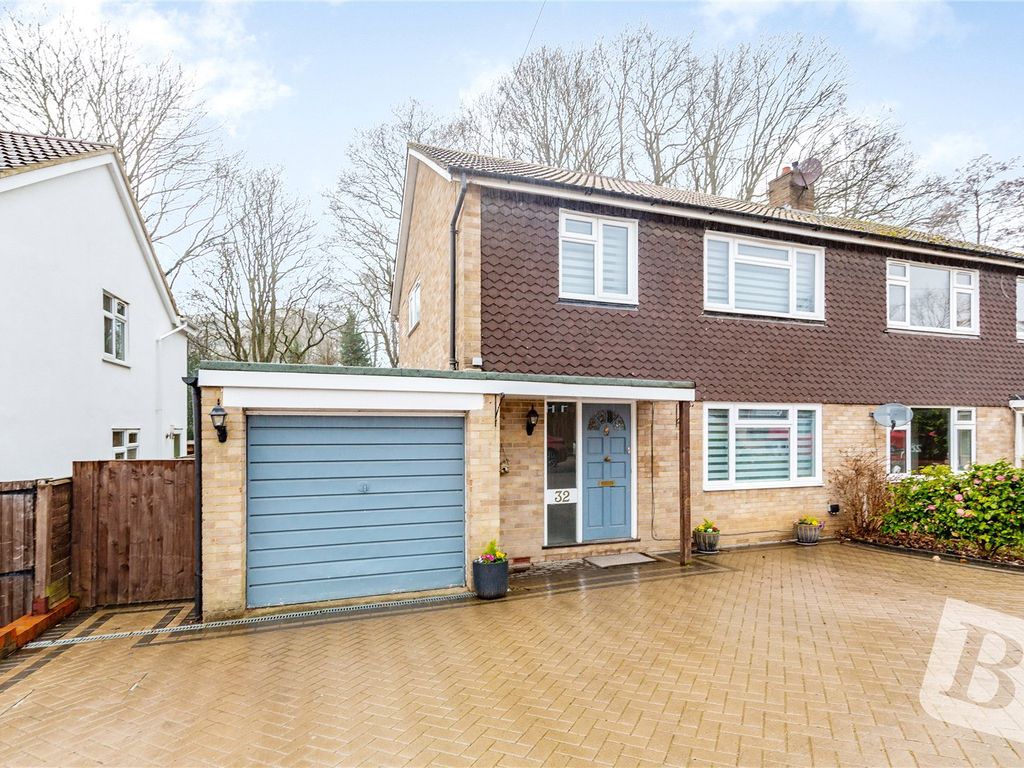 3 bed semidetached house for sale in La Plata Grove, Brentwood CM14