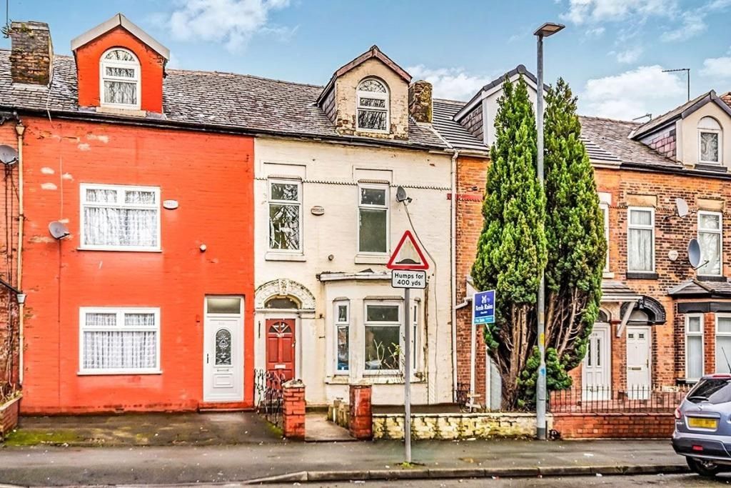 4 bed terraced house for sale in Crescent Road, Manchester M8 Zoopla
