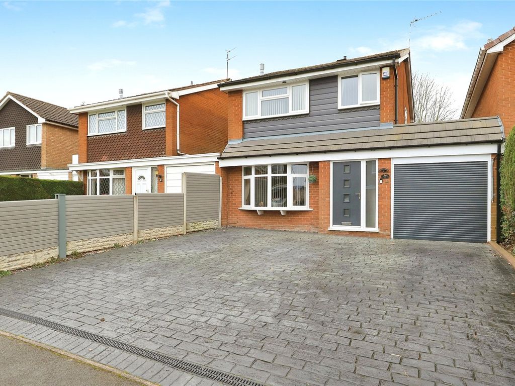 3 bed detached house for sale in Bellencroft Gardens, Wolverhampton