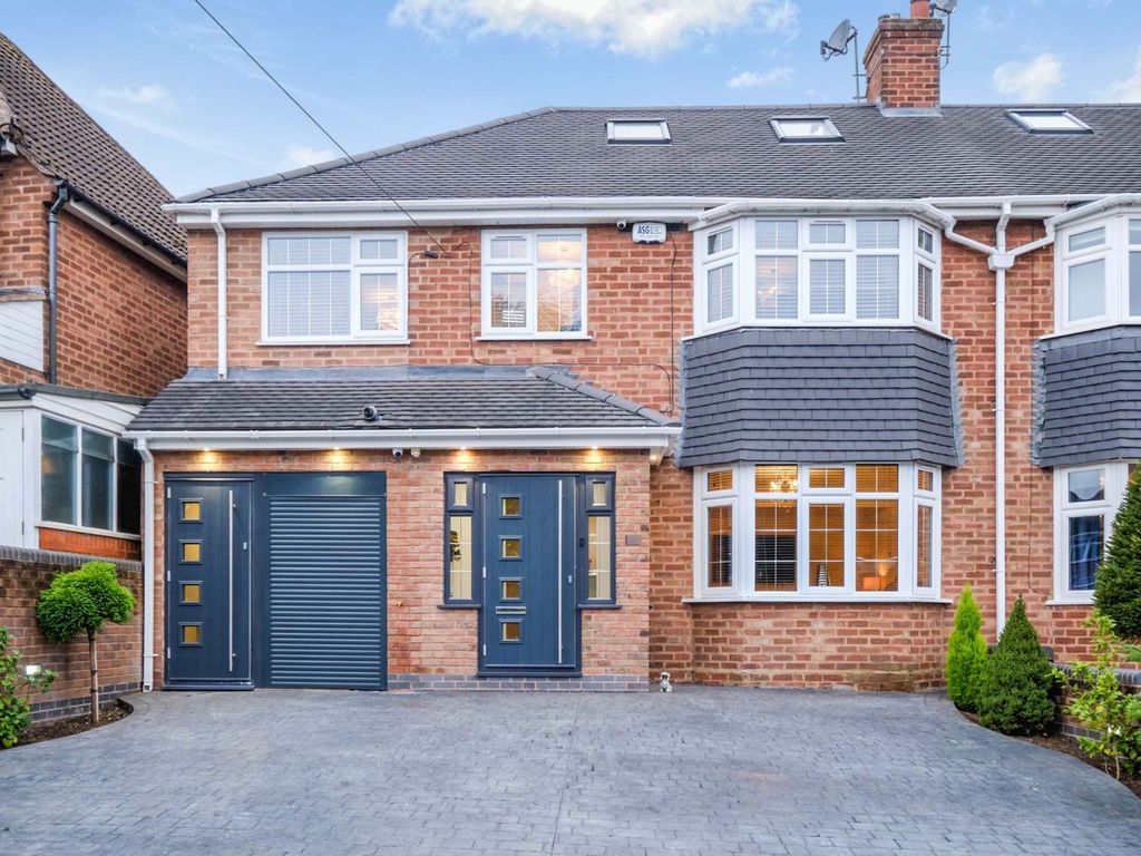 4 bed semidetached house for sale in Lindrosa Road, Sutton Coldfield